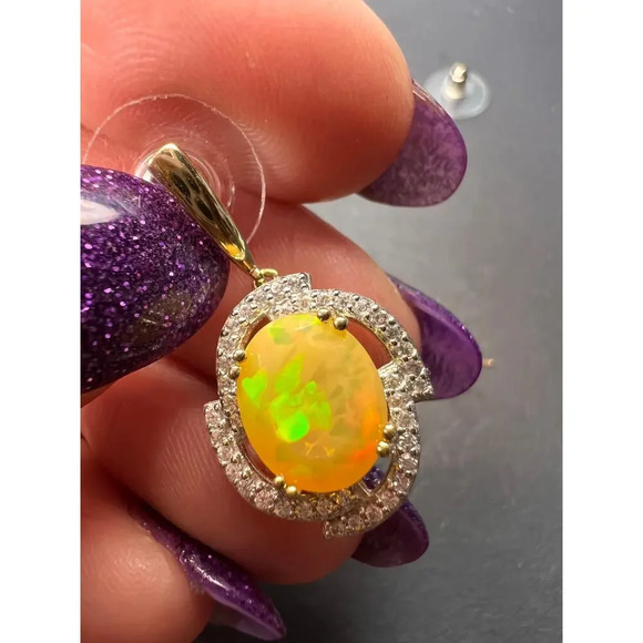 10k gold Ethiopian opal and white zircon earrings - Picture 4 of 11